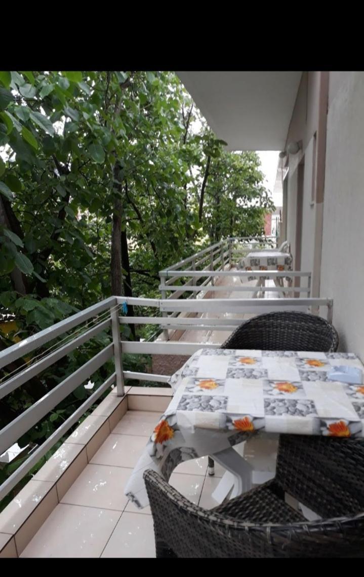 Studios Mona Áyios Yeóryios Bagian luar foto